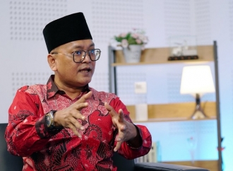Guntur Romli Sentil Pernyataan Noel yang Siap Dihukum Mati Jika Korupsi