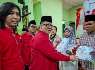 Banteng Kota Surabaya Salurkan Bantuan PIP di Dua Kecamatan