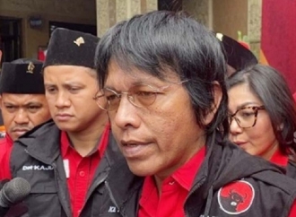 Adian Napitupulu Isyaratkan Akan Ada Seorang Menteri yang Bakal Ditangkap KPK