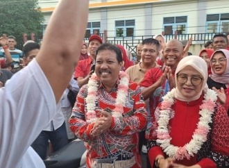 Banteng Kota Pangkalpinang Rayakan Kemenangan Udin-Dessy