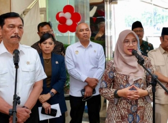 Rapat Bersama DEN, Bupati Ipuk Finalisasi Pilot Project Penyempurnaan Digitalisasi Bansos
