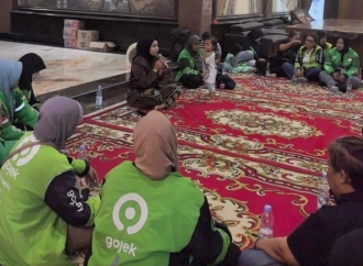 Nila Yani Ajak Pengemudi Ojol Perempuan Gelar Doa Bersama