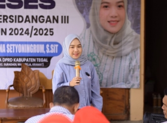 Ragil Tresna Setyoningrum Dicurhati Warga Kabupaten Tegal Soal Jalan Berlubang