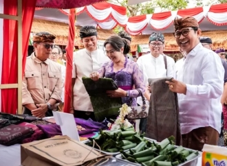 Bupati Adi Arnawa Kembangkan Plafon Program Sidi Kumbara