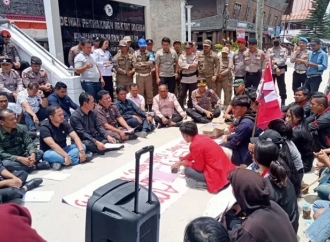 Ketua DPRD Taput Sampaikan Duka dan Ajak Mahasiswa Ikut Pembahasan Anggaran