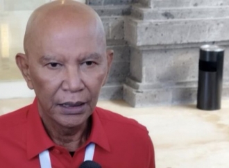 Said Abdullah Salurkan Ratusan Paket Sembako ke Warga Sumenep