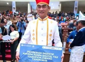 Pemkab Talaud Raih Digital Tax Champion Award di Momen HUT ke-61 Sulut