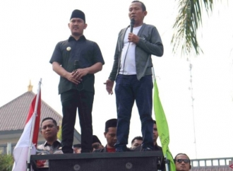 Bupati Bekasi Pastikan Aspirasi Buruh Dikawal Hingga Tuntas