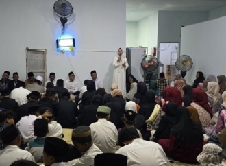 Legislator Magetan Rita Haryati Berbagi Rezeki dengan Anak Yatim