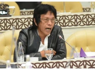 Adian Napitupulu: Problem Indonesia Bukan Paket 2029, Tapi Menjawab Masalah-Masalah Rakyat