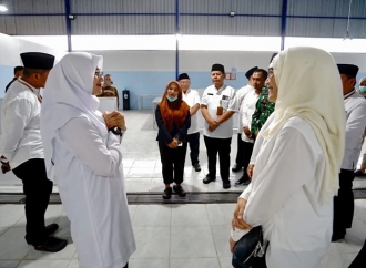 Bupati Ipuk Perkuat Program MBG Lewat Pelatihan Keamanan Pangan