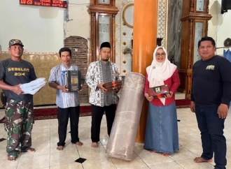 Sadarestuwati Salurkan Karpet Untuk Masjid dan Musala, Kepedulian Terhadap Sarana Ibadah
