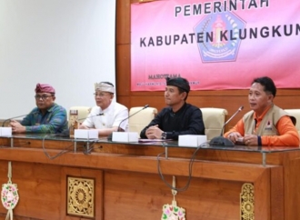 Bupati Satria Hadir untuk Warga: Uluran Tangan dan Semangat Gotong Royong Pulihkan Klungkung 