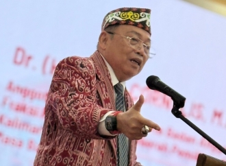 Cornelis Dorong Pemerintah Daerah Prioritaskan Investasi Pendidikan di Landak