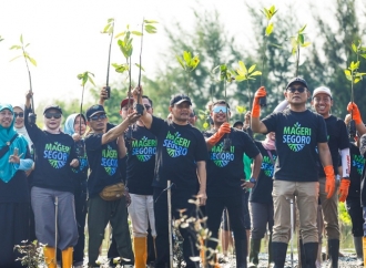 Bupati Kendal Mbak Tika Ajak Semua Pihak Bersatu Jaga Pesisir Lewat Gerakan Mageri Segoro