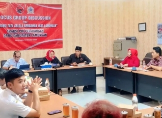 Fraksi PDI Perjuangan DPRD Lamongan Komitmen Berjuang untuk Rakyat Lewat FGD Bengawan Jero