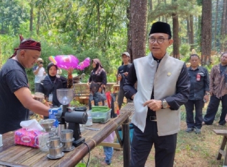Kanang Dukung Penuh Pengembangan Ekonomi Kerakyatan Melalui Peken Kreatif Seloondo