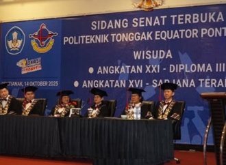 Maria Lestari Ajak Wisudawan Politeknik Tonggak Equator Pontianak Siap Menjadi Pemimpin Masa Depan