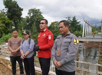 Fransiskus Diaan Gelontorkan Anggaran Rp 10 Miliar Untuk Jembatan Sungai Peniung