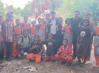 Vinsen Pata Serap Aspirasi Warga dan Bantu Swadaya Bangun Jembatan Penghubung Matim-Ngada