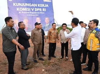Lasarus Sayangkan Perkembangan Batam Berjalan Lambat Dibandingkan Singapura
