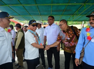 Agus Ambo Djiwa: Komisi IV DPR Banyak Serahkan Bantuan Pertanian di Kab Sorong dan Raja Ampat