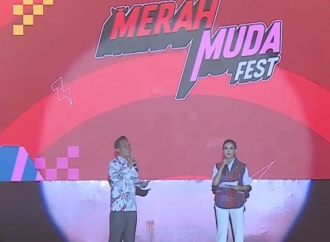 Denny Cagur dan Angelina Dewi MC Merah Muda Fest 2025, Bawakan Acara dengan Semangat Sumpah Pemuda