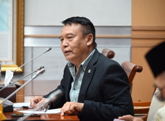 Hasanuddin Desak Pemerintah Segera Tuntaskan Pembangunan Pusat Data Nasional (PDN)