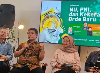 Bonnie Kawal Masuknya Pelajaran Sejarah dan Sastra sebagai Mata Pelajaran Wajib