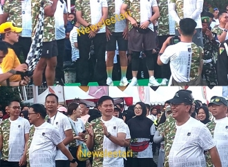 Hari Pahlawan, Bupati Joune Ganda Berlari Bersama Ribuan Rakyat Sejauh 5 Kilometer