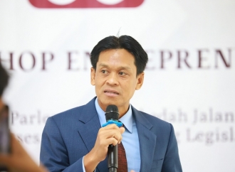 Komisi XI DPR Dorong OJK Bangun Data Tunggal UMKM untuk Pembiayaan Tepat Sasaran