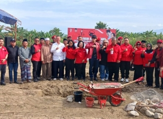 Agus Ambo Djiwa: Peletakan Batu Pertama Kantor DPC PDI Perjuangan Sigi, Semakin Tingkatkan Kualitas Pelayanan