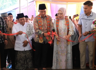 Parosil Mabsus Resmikan Masjid Al-Muhajirin di Pekon Simpang Luas