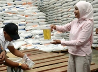 Bupati Dyah Pastikan Bantuan Pangan di Kendal Tepat Mutu dan Tepat Sasaran