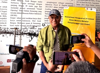 Samuel Wattimena Ajak Pelaku Pariwisata Kembangkan Desa Wisata Berbasis Kearifan Lokal