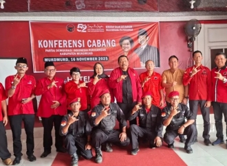 Samsudin Sihite Resmi Nahkodai DPC PDI Perjuangan Mukomuko 2025–2030