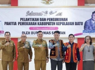 Bupati Nias Selatan Kukuhkan Panitia Pemrakarsa Pembentukan Kabupaten Kepulauan Batu