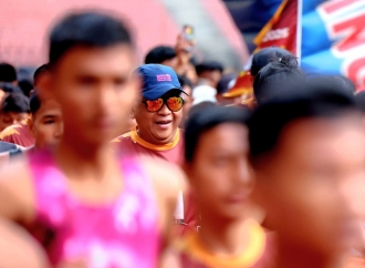 Sekjen Hasto Kristiyanto Lari Pagi di Pekanbaru, Tekankan Pentingnya Kesehatan dan Semangati Anak Muda
