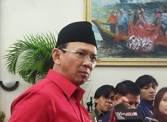 Ahok Serukan Kader Banteng Kalbar Untuk Bantu Masyarakat Miskin