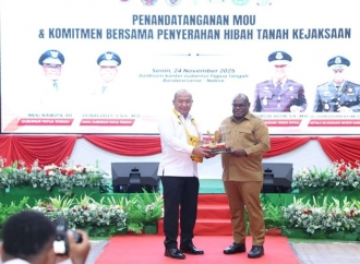 Meki Nawipa Tekankan Penguatan Infrastruktur Hukum Papua Tengah Lewat Pembangunan Kantor Kejati