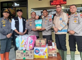 Wabup Yudha Apresiasi Sinergi Penanganan Semeru, Terima Bantuan 5 Truk dari Polda Jatim
