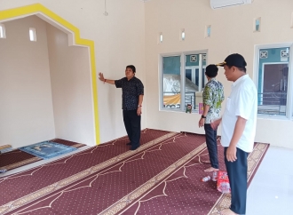Selesai Direnovasi, Natala Sumedha Serah Terima Mushola di Desa Mekarmulya