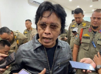 Adian Napitupulu Ungkap Negara Pernah Ambil Pajak Baju Impor Bekas yang Kini Dinyatakan Ilegal