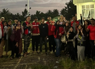 Jamaluddin Idham Salurkan Bantuan di Kabupaten Aceh Singkil