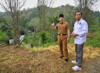Tak ingin Alam Trenggalek Dirusak, Mas Ipin Pasang Badan Hentikan Field Trip Ahli Geologi ke Tambang Emas