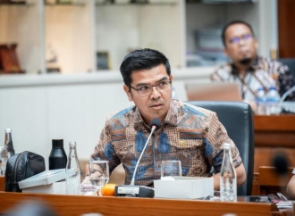 Bane Dorong Pemerintah Perkuat Daya Saing Tenun Ulos