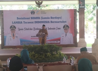 Bupati Blitar Hadiri Kegiatan Sosialisasi Lansia Berdaya Tahun 2025