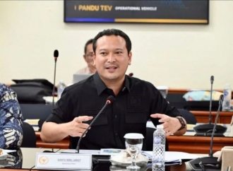 Banyu Biru Djarot Tegaskan Pindad Harus Jadi Motor Inovasi Industri Pertahanan