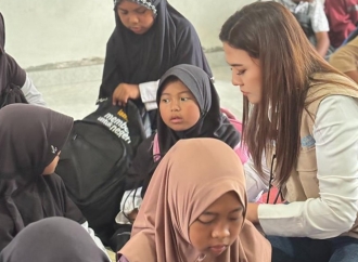 Indi Naidha Bersama Love Charity Indonesia Pulihkan Mental Anak Korban Erupsi Semeru