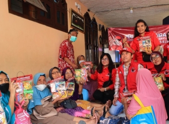 Banteng Tambaksari Berbagi Kasih dengan Ratusan Pasien Puskesmas Gading